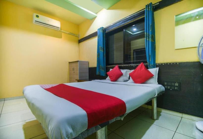 Hotel Oyo 69876  Raj Lodging