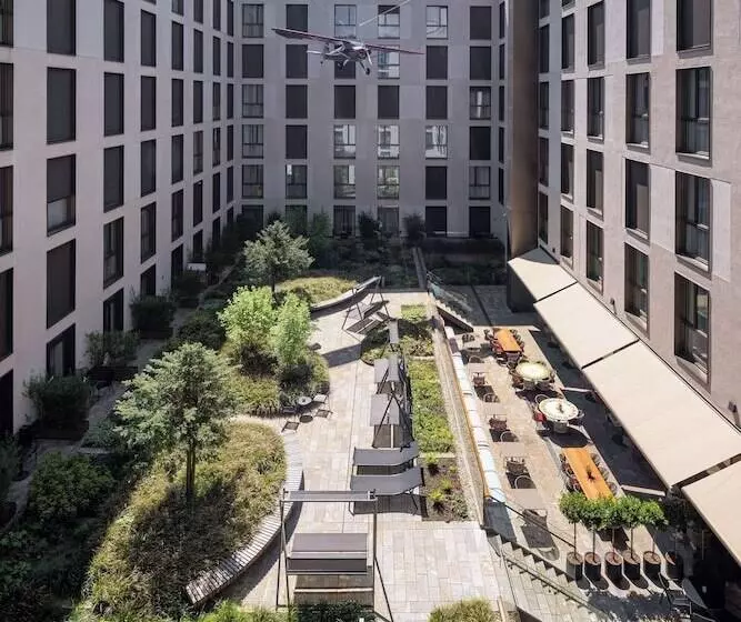 Radisson Hotel & Suites Zurich