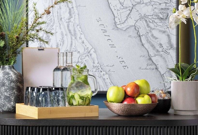 Radisson Hotel & Suites Zurich