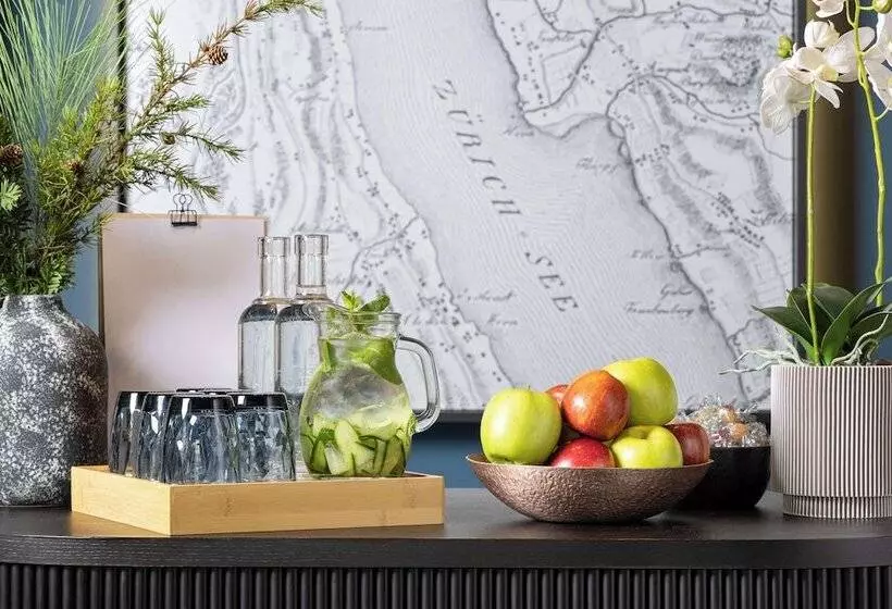 Radisson Hotel & Suites Zurich