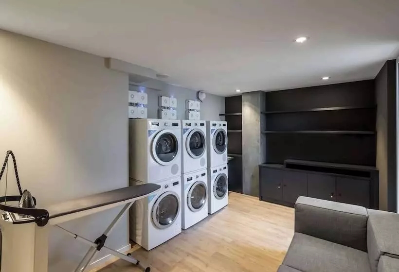 Radisson Hotel & Suites Zurich