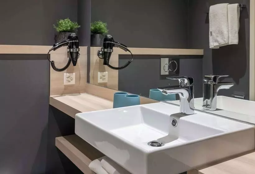 Radisson Hotel & Suites Zurich