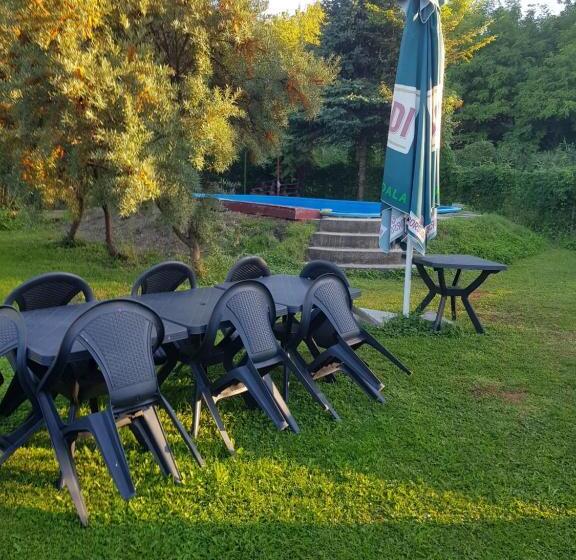 Napraforgó Apartmanok