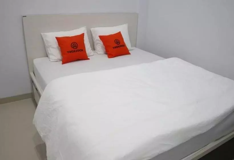 ペンション Koolkost Syariah Near Kampus Unsoed - Minimal Stay 6 Nights