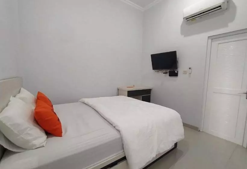 ペンション Koolkost Syariah Near Kampus Unsoed - Minimal Stay 6 Nights