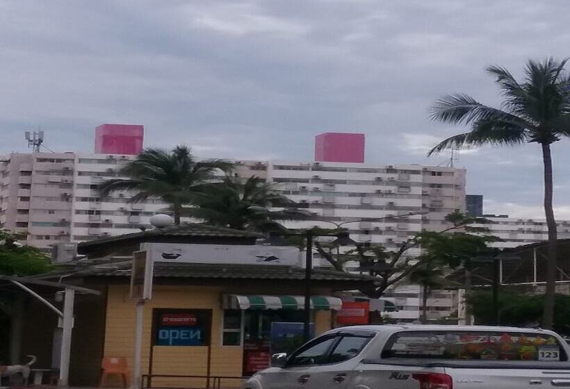 پانسیون Room In Studio Impact Don Mueang Bangkok Guest House For 3 Pax