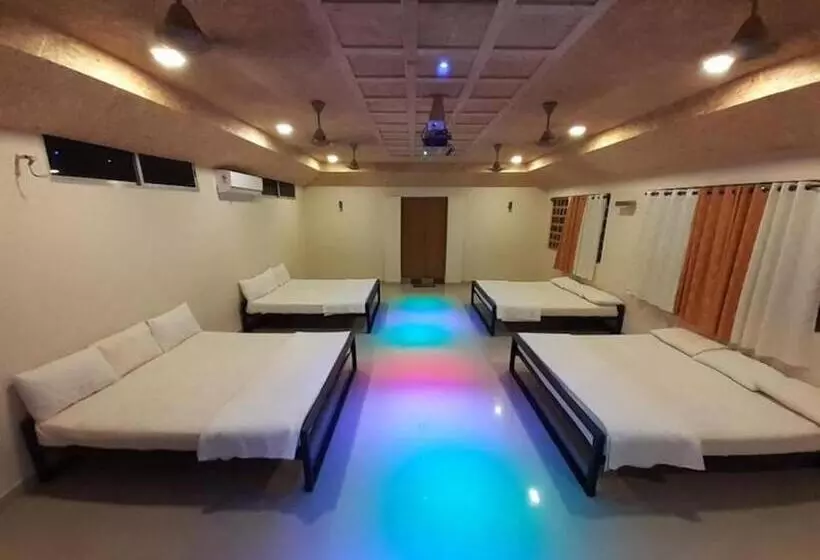 ペンション Royal Cottage, Anaimalai Room