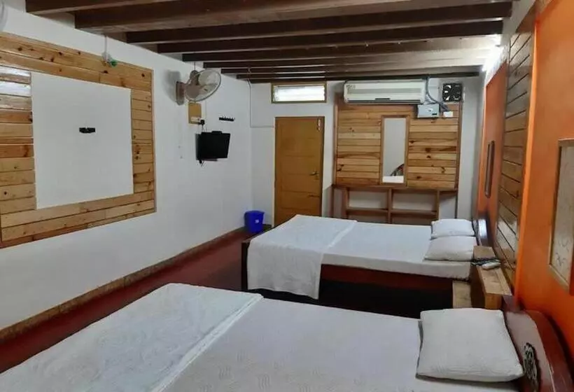 ペンション Royal Cottage, Anaimalai Room