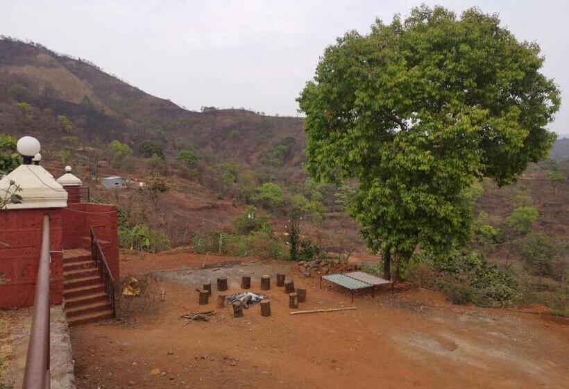 Pensão Shivshrushti Agro Tourism & River Camp Tapola