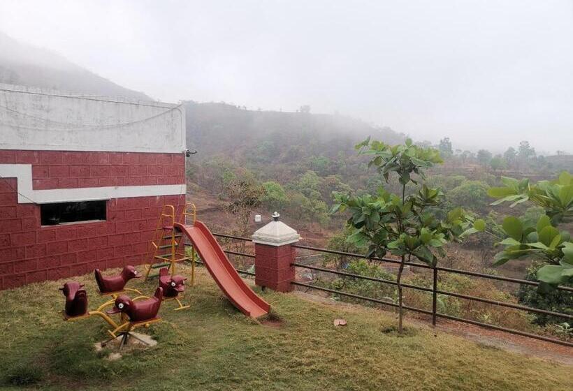 Pensão Shivshrushti Agro Tourism & River Camp Tapola