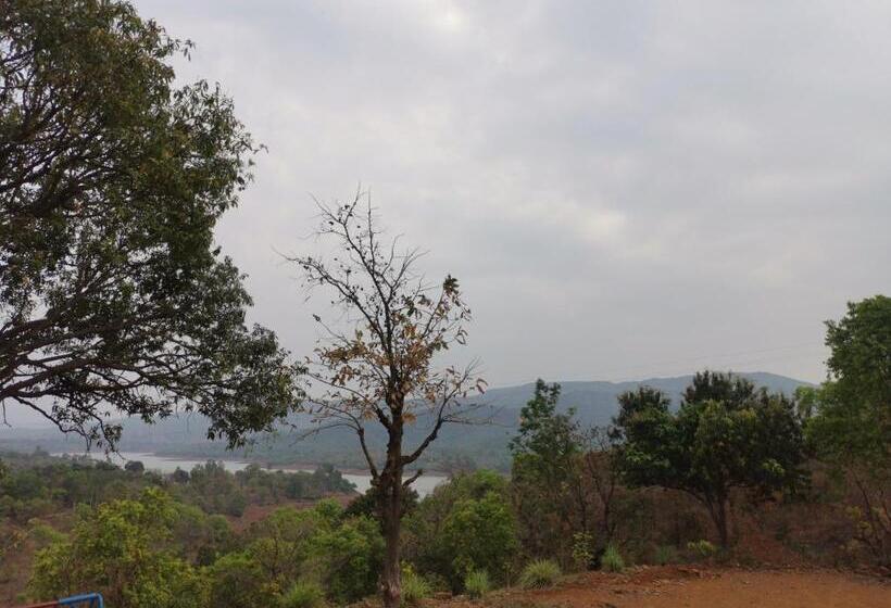 Pensão Shivshrushti Agro Tourism & River Camp Tapola