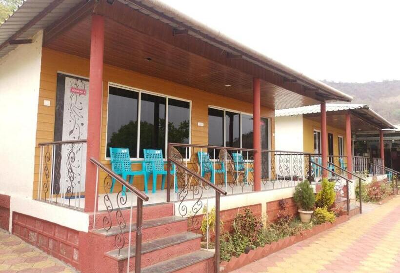 Pensão Shivshrushti Agro Tourism & River Camp Tapola