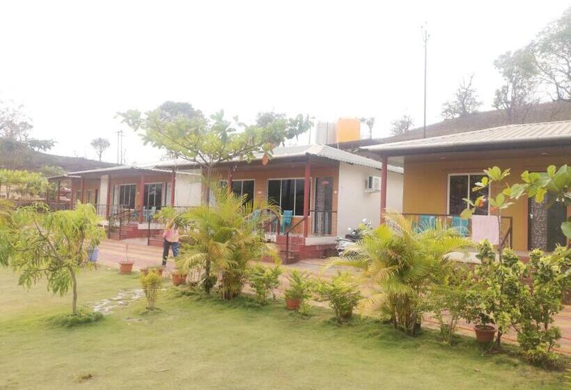 Pensão Shivshrushti Agro Tourism & River Camp Tapola