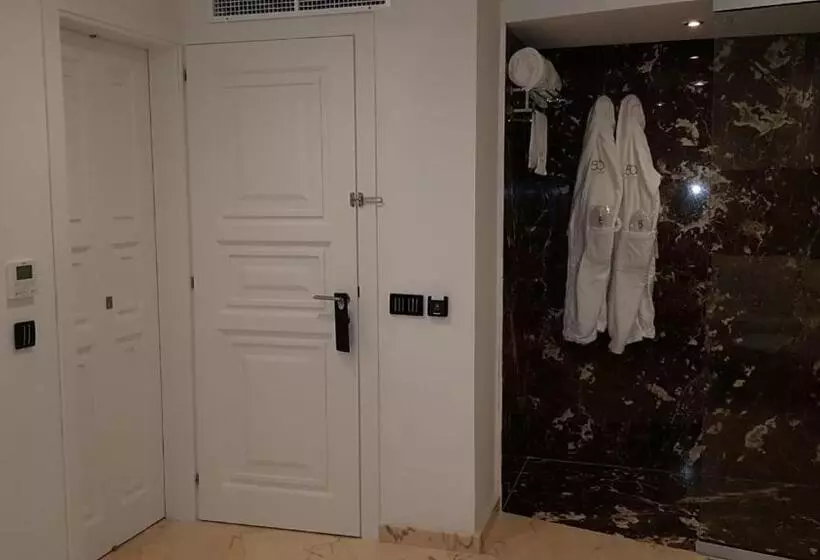 تختخواب و صبحانه 50th Guest House