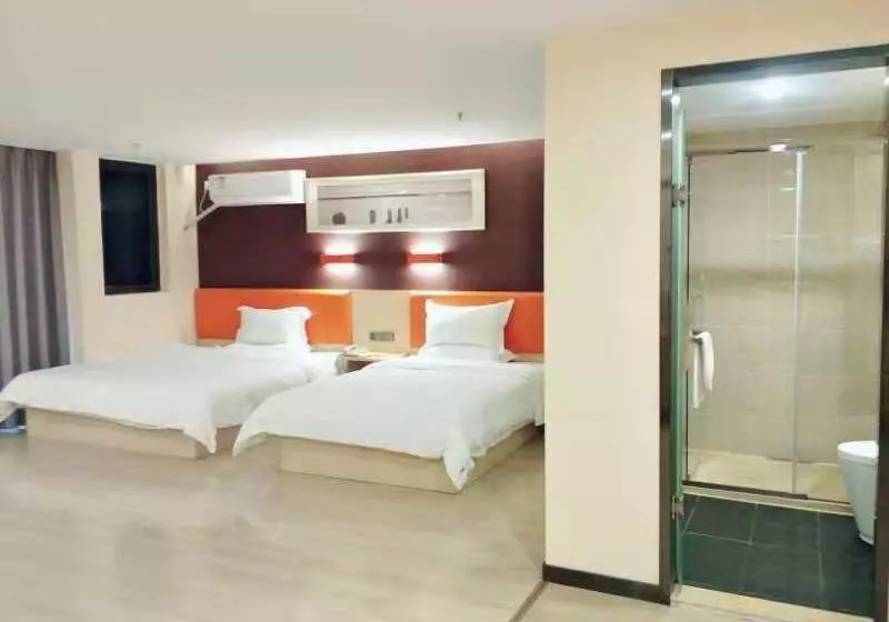 ホテル 7days Premium Guiyang North Station