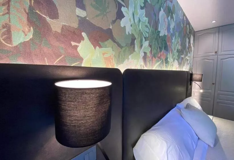 Hotel El Serrat De Tregura