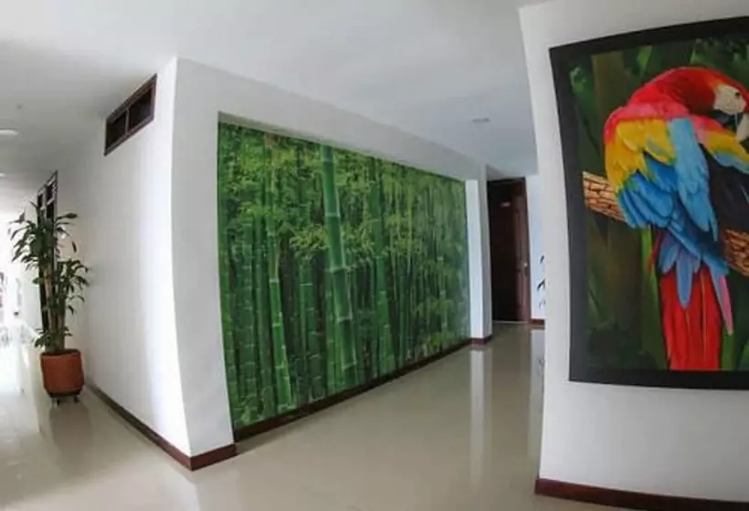 ホテル La Roca San Rafael