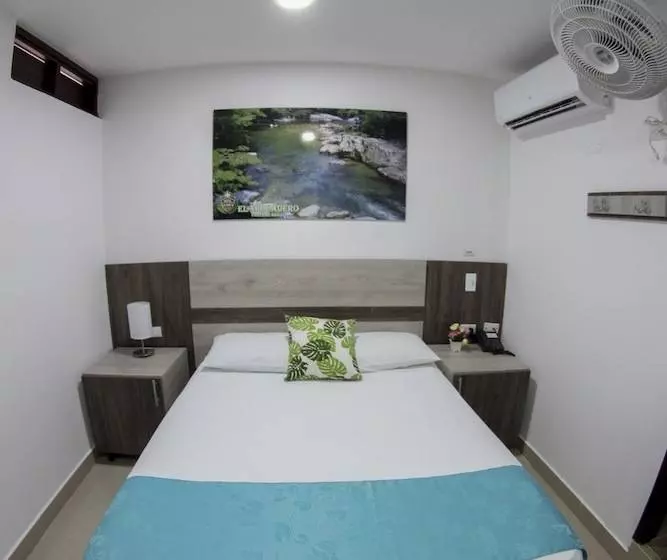 ホテル La Roca San Rafael