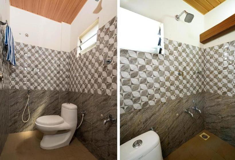 Отель Oyo 4678 Greens Residency