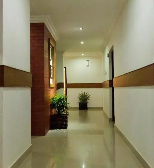 Hotelli Paray Village County