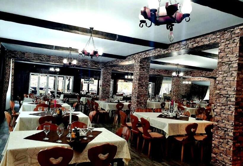 فندق Popasul Regelui Transalpina