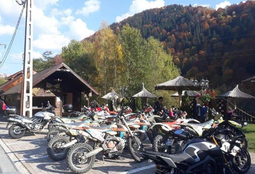 فندق Popasul Regelui Transalpina