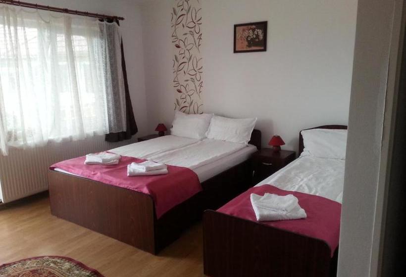 پانسیون Casa Mia