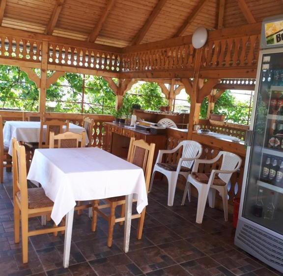 پانسیون Casa Mia