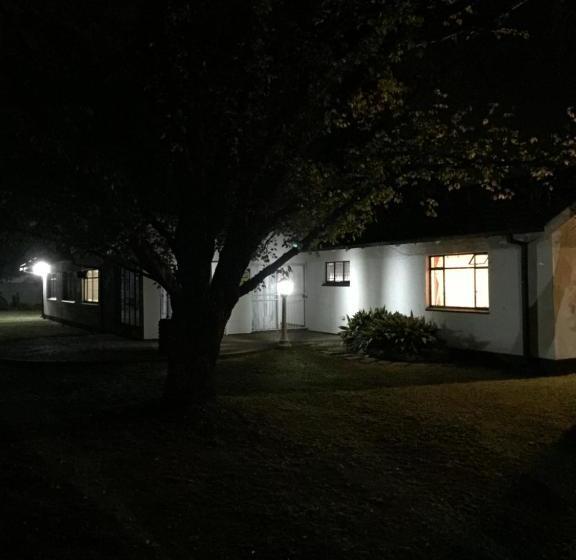 פנסיון Gm Guest House In Sasolburg Town