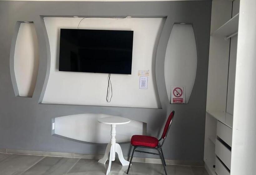 بنسيون Hostal America