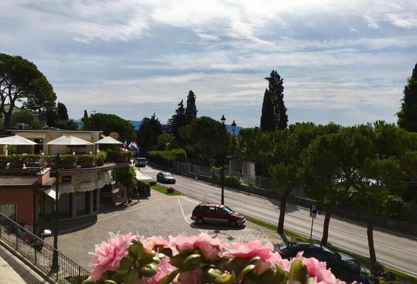 פנסיון Taverna Affittacamere