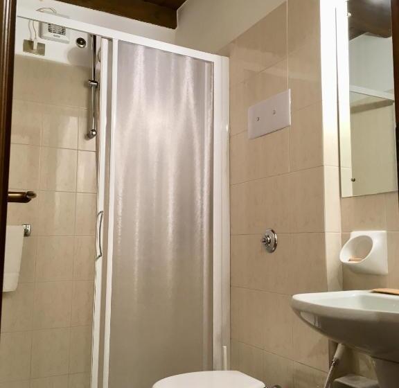 פנסיון Taverna Affittacamere