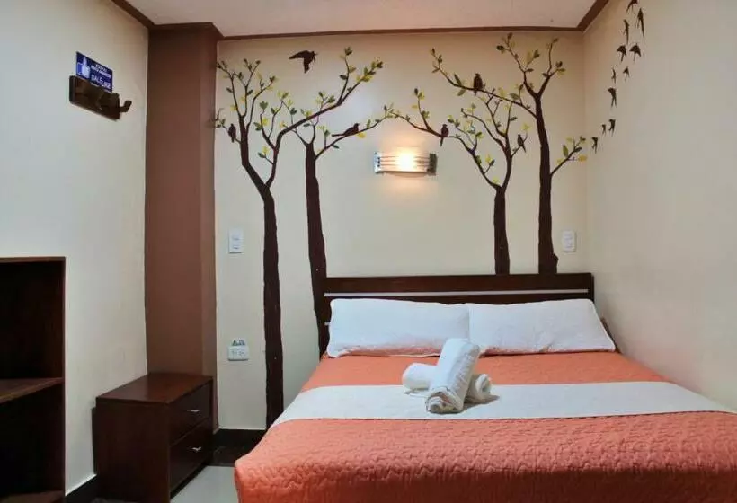 ユースホステル Hostal Dulce Amanecer