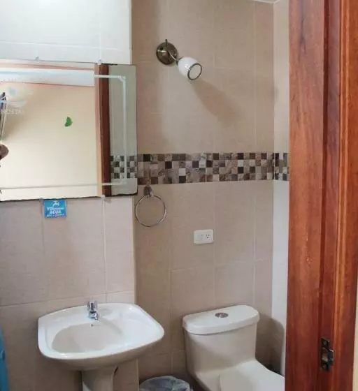 ユースホステル Hostal Dulce Amanecer