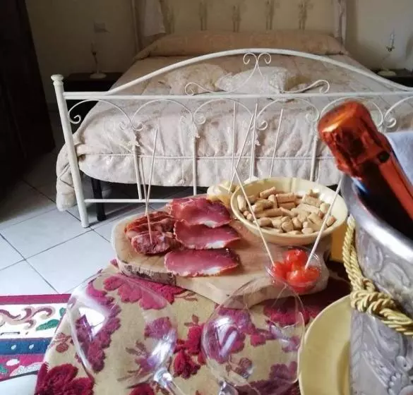 Aamiaismajoitus (B&B) Casa Vacanze   Franco Ed Enza