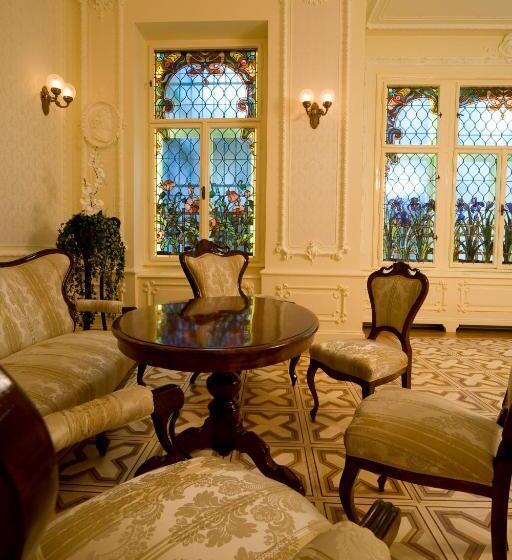 Budget Hotel Victoria