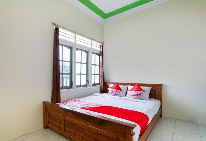 Hotel Oyo 3210 Villa Aisya