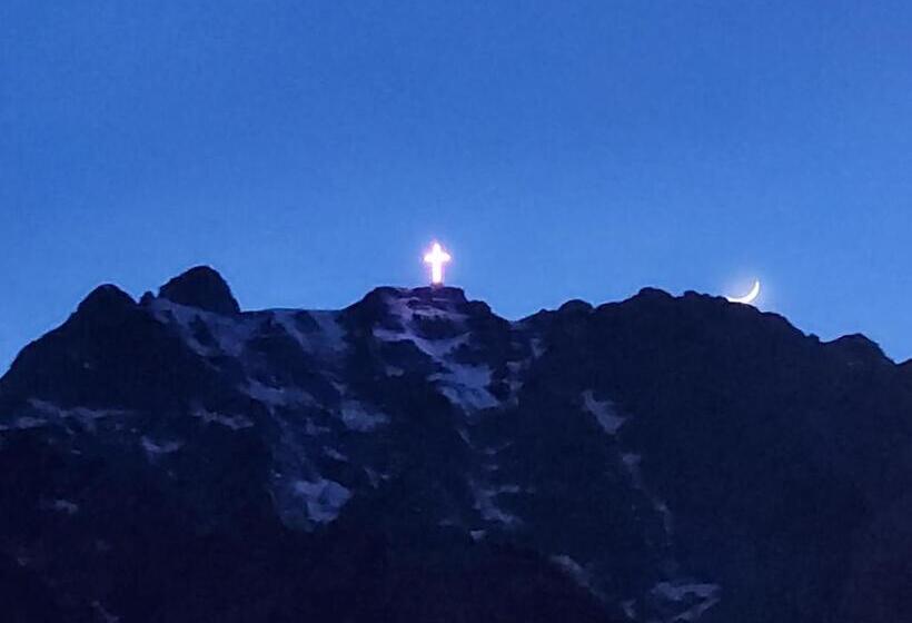 بنسيون Casa Minerva