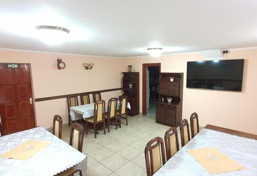 بنسيون Casa Minerva