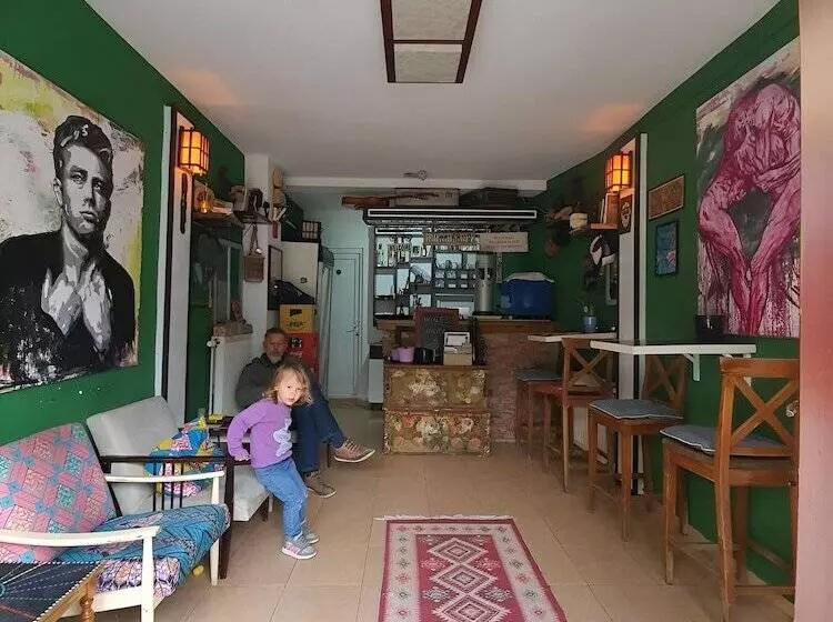 پانسیون Guesthouse Hotel My Home