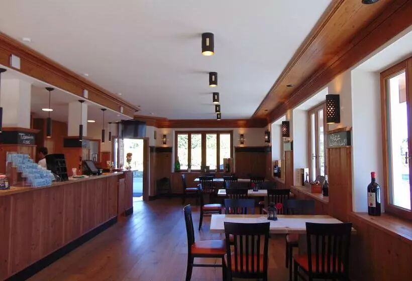 Hotelli Heimfeld Cafe Restaurant