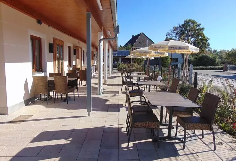 Hotelli Heimfeld Cafe Restaurant