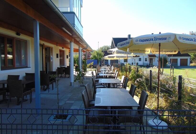 Hotel Heimfeld Cafe Restaurant