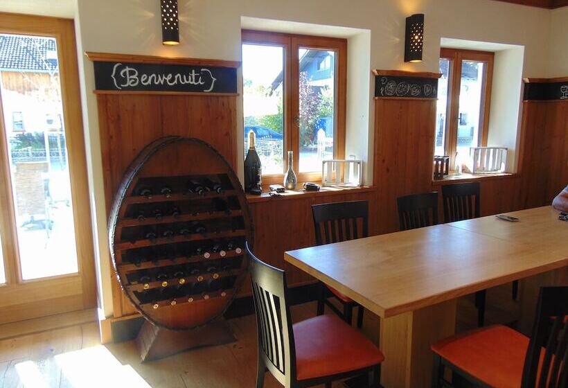 Hotel Heimfeld Cafe Restaurant