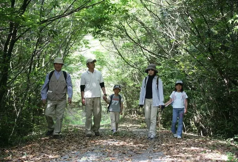 Hotelli Kutsuroginomori Greenpia Yame