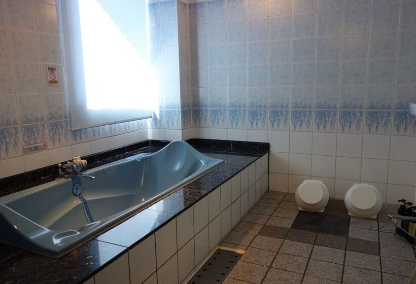 فندق Sea Queen Kainan