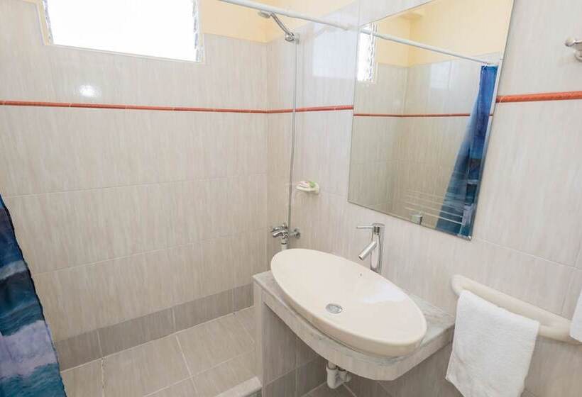 هتل Casa Castellon