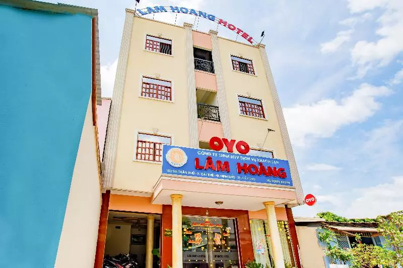هتل Lam Hoang