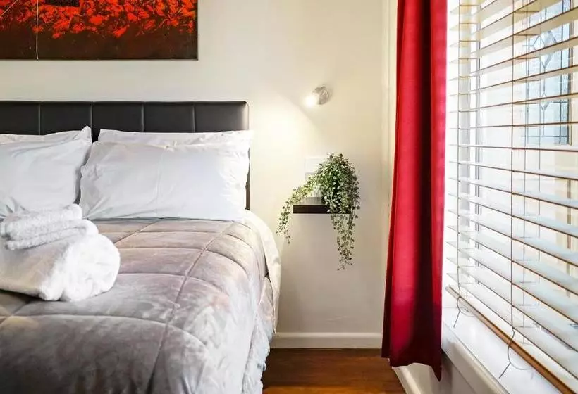 Hotelli Short Stays Gippsland Trafalgar