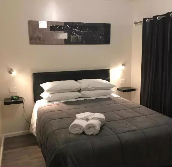 Hotelli Short Stays Gippsland Trafalgar